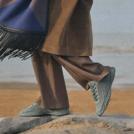 Ratio-16-9_LB_SHOES_AH26_ECOM_1920x1080px_01 2